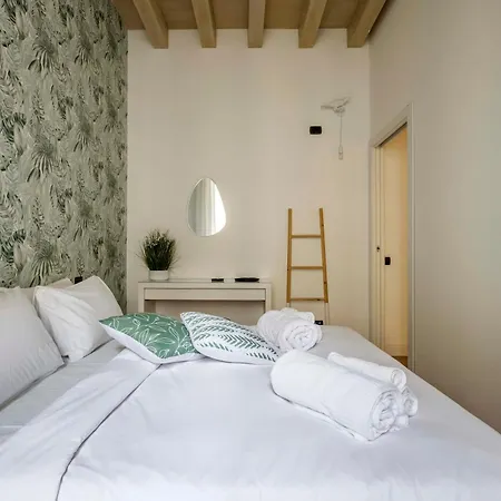 Luvi - Pollaiuolo Milano